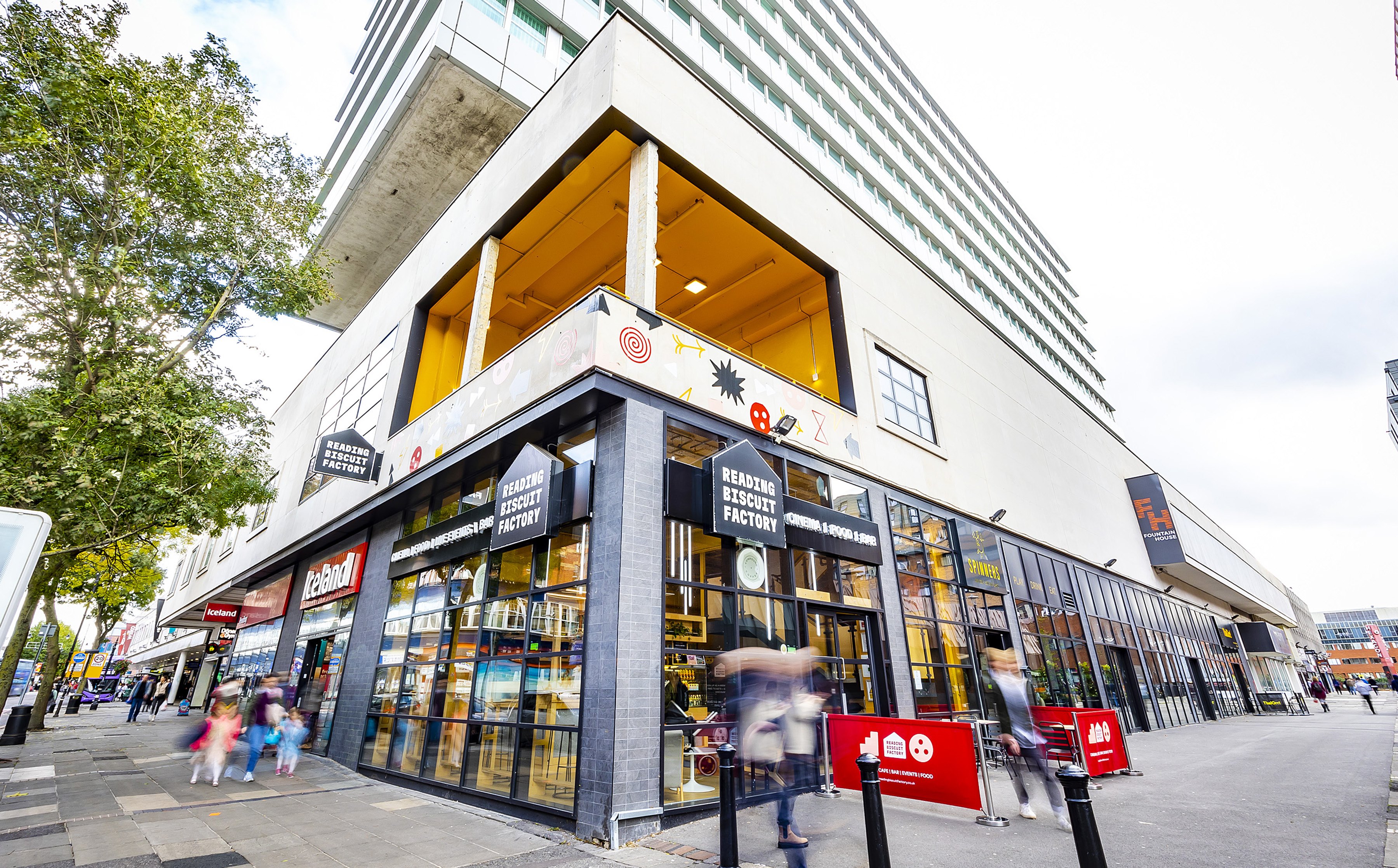 Reading Gate 49 Oxford Road Reading | Shopping Centre | Green & Partners